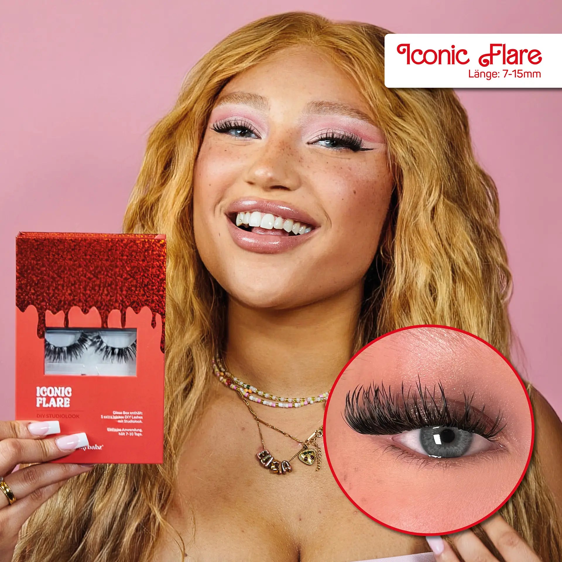 Model mit Iconic Flare DIY Lash-Extensions und Slaybabz Produktbox für einen starken Lash-Look