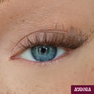 Pretty Princess Aurora DIY Lash-Extensions in Braun aufgetragen für einen soften harmonischen Lash-Look