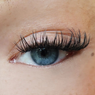 SlayBabz DIY Lash Extensions - Meridy 7-15 mm - Mittel – Schwarz